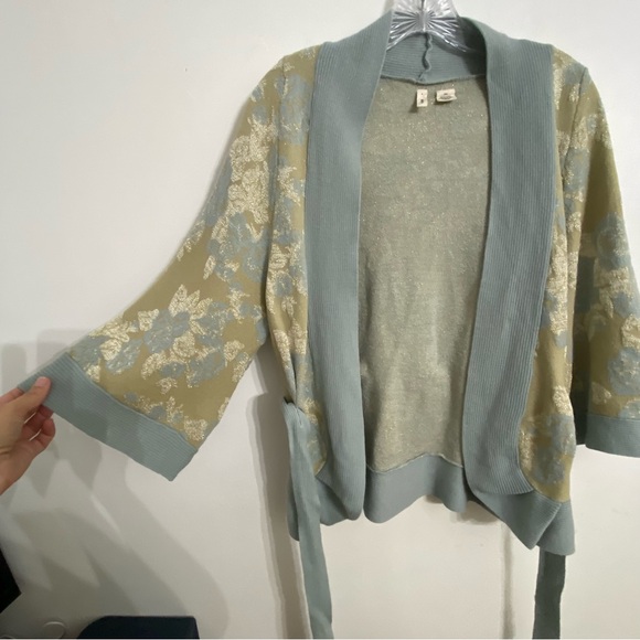 Anthropologie Moth Blue and Cream Floral Cardigan - Picture 3 of 8